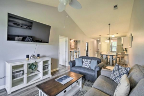 Lovely Myrtle Beach Condo with Community Pool!